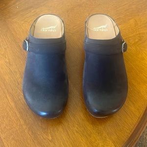 Dansko black clogs size 37